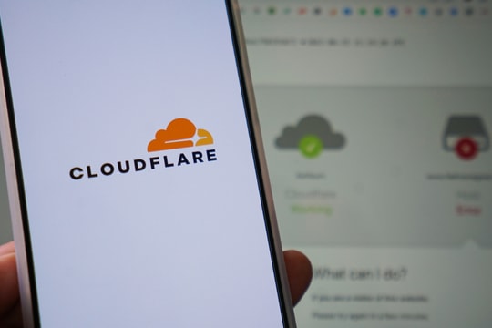 Nguyên nhân từ Cloudflare khiến loạt dịch vụ Internet toàn cầu sập