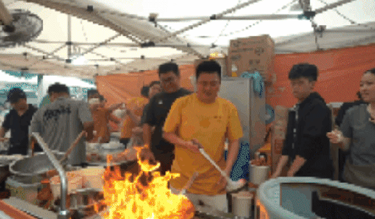 VIDEO: "Hương sắc ngũ vị" tại Lễ hội Ẩm thực Chợ Lớn 2025