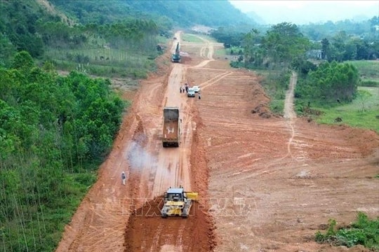 Thủ tướng yêu cầu đẩy nhanh tiến độ giải ngân vốn đầu tư công cuối năm