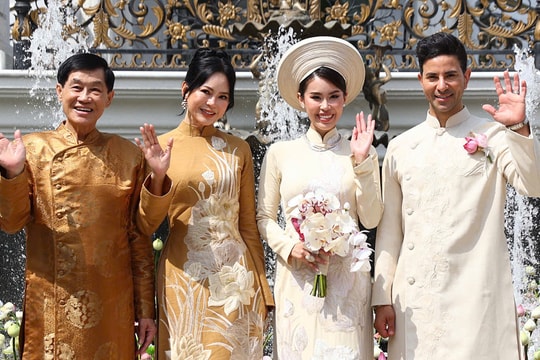 Doanh nhân Johnathan Hạnh Nguyễn - Thủy Tiên đưa con gái về nhà chồng