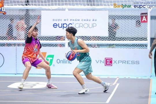 Đội trưởng tuyển bóng rổ Phạm Hồng Thái đạt điểm GPA trên 9