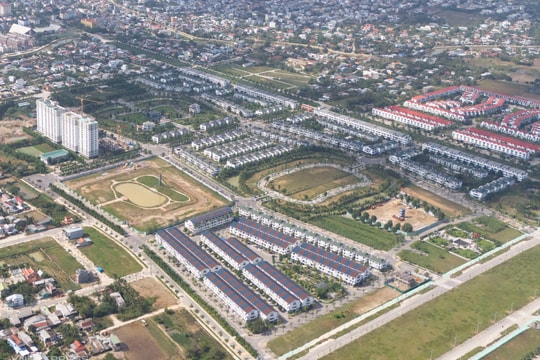 Lao động tự do lỡ cơ hội mua nhà xã hội vì thiếu xác nhận thu nhập