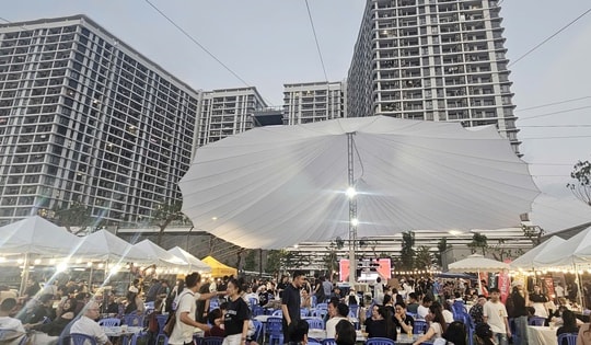 Khách nước ngoài hào hứng với lễ hội "Bia thủ công Bình Dương" lần thứ 7