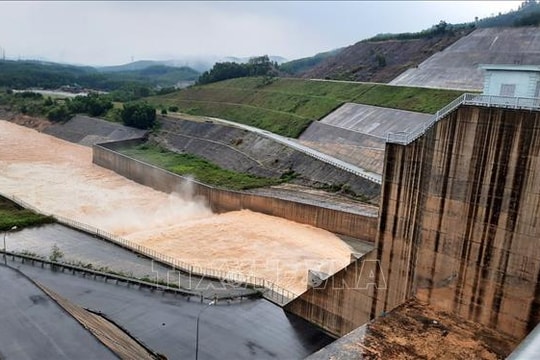 Huế: Yêu cầu thực hiện nghiêm túc vận hành hồ chứa ứng phó đợt mưa lớn