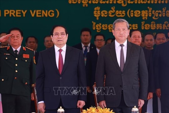 Thủ tướng và Thủ tướng Campuchia Hun Manet dự Lễ khai trương Cặp cửa khẩu quốc tế Tân Nam - Meun Chey