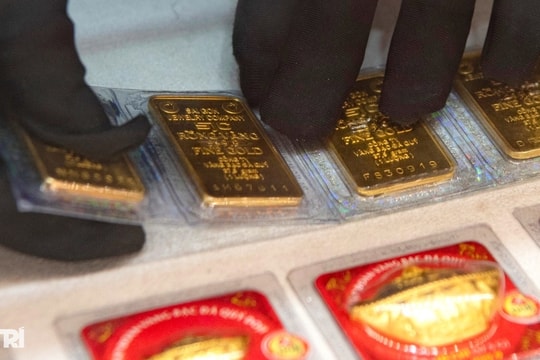 Người mua vàng lỗ 3,5 triệu đồng/lượng sau một tuần