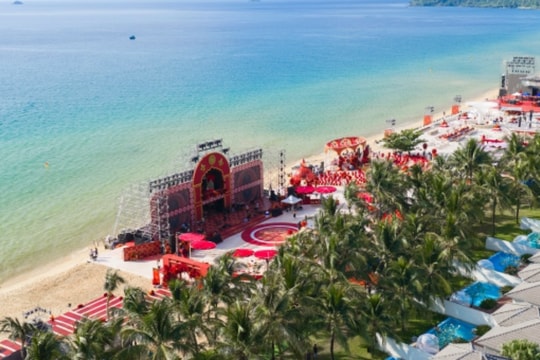 Bên trong đám cưới dài 7 ngày 7 đêm của gia đình tỷ phú Ấn Độ tại Phú Quốc