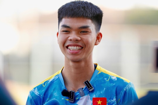 Tuyển thủ Việt Nam sáng học online, chiều đá SEA Games 33