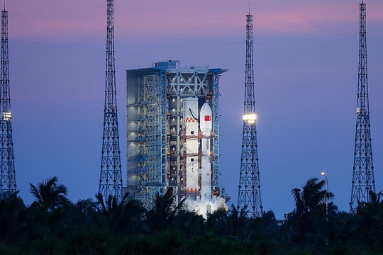 Siêu nhà máy Trung Quốc sản xuất 1.000 vệ tinh mỗi năm