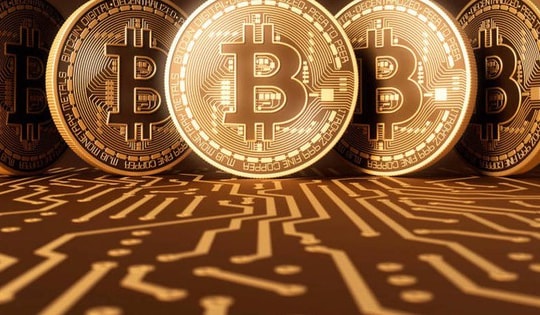 Thị trường tiền số hôm nay, 8-12: Bitcoin sắp bước vào cơn địa chấn?