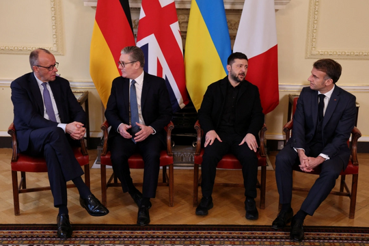 Ukraine sửa kế hoạch hòa bình, định ngày chuyển đến Mỹ