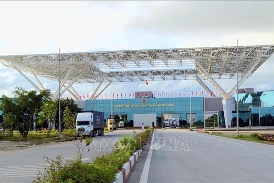 Đột phá giao thương biên mậu Móng Cái - Đông Hưng