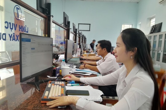 Quy chế làm việc mẫu của Ủy ban nhân dân xã, phường, đặc khu