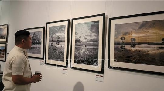 Lời tự sự bằng hình ảnh của Đại sứ Philippines tại Việt Nam