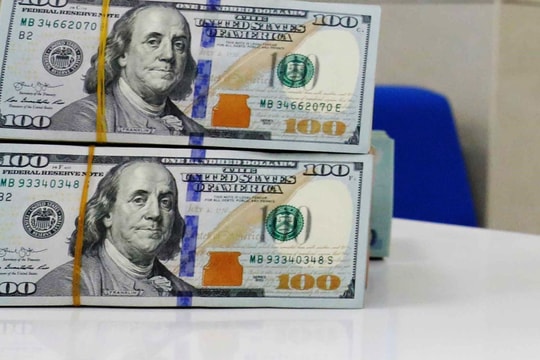 Tỷ giá hôm nay 9/12: Giá USD và NDT tăng, giảm trái chiều