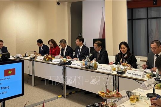 Bộ Nội vụ Việt Nam thúc đẩy hợp tác phát triển nguồn nhân lực với Đức