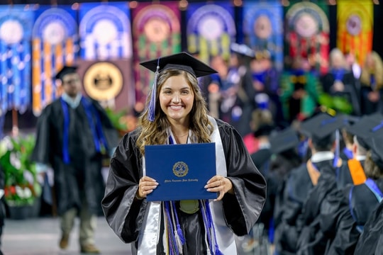 Người Mỹ vỡ mộng với bằng đại học