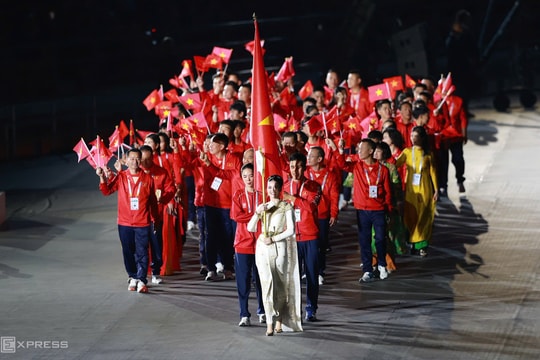 Khai mạc SEA Games 33: Đoàn Việt Nam diễu hành