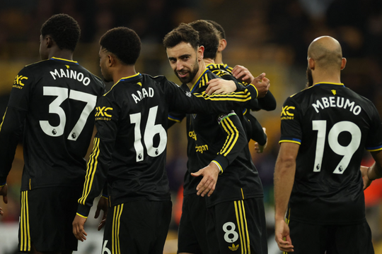 10 điểm nhấn ở vòng 15 Ngoại hạng Anh