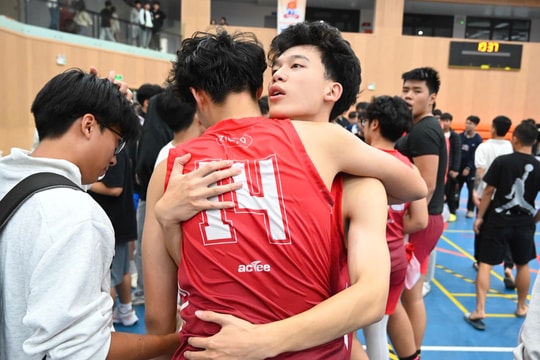 Nước mắt tiếc nuối ở chung kết Bóng rổ trẻ VnExpress