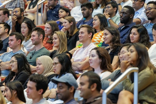 Bỏ lương cao, thạc sĩ Harvard đua nhau khởi nghiệp