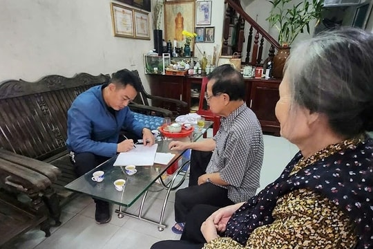 Cụ ông 79 tuổi thoát chiêu lừa gọi điện thoại báo 'dính án ma túy'