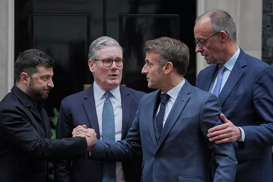 Cuộc họp thúc đẩy ông Zelensky dứt khoát về lập trường lãnh thổ