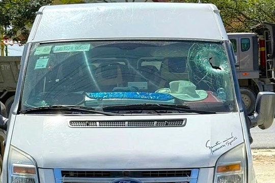 Bế tắc truy tìm ôtô làm đá rơi khiến du khách Nga tử vong