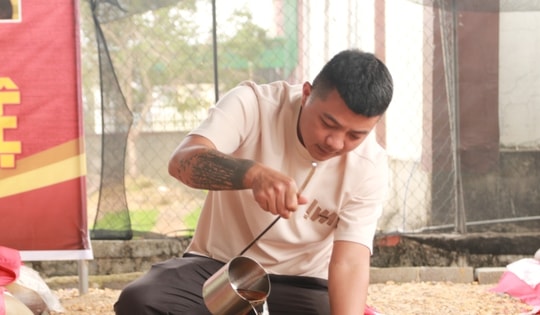 Chàng trai 9X bỏ “trời Tây” về quê, tạo nên đặc sản đậm hương vị quê nhà