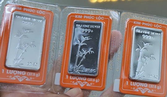 Giá bạc hôm nay 9-12: Lập đỉnh mới, lên mức chưa từng có