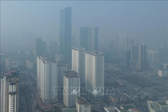 Báo động mùa 'mù xám' đáng sợ ở Hà Nội