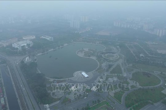 Hà Nội ô nhiễm nghiêm trọng, chỉ số AQI đồng loạt ở mức báo động tím