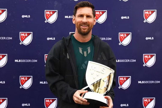 Messi hay nhất MLS hai mùa liên tiếp