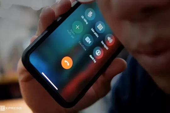 Phụ huynh bị 'hack điện thoại' mất hàng chục triệu đồng quỹ lớp, có phải đền?