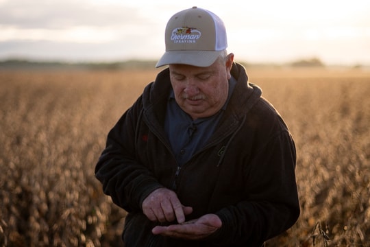 Nỗi thất vọng của nông dân Mỹ với ông Trump