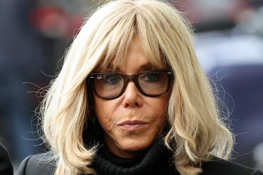 Đệ nhất phu nhân Pháp bị chỉ trích vì miệt thị người biểu tình