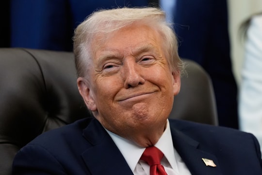 Ông Trump khoe đạt điểm tuyệt đối trong bài kiểm tra nhận thức