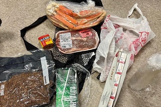 Vấn nạn dùng drone chuyển lén thực phẩm cho tù nhân ở Mỹ