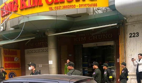 Thu 5.000 tỉ đồng trong 5 năm, nộp thuế 10 triệu đồng/tháng, tiệm vàng Kim Chung trốn thuế cách nào?