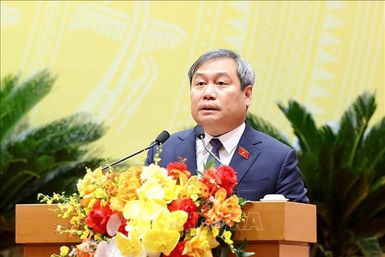 Ban h&#224;nh c&#225;c nghị quyết của Ủy ban Thường vụ Quốc hội về c&#244;ng t&#225;c c&#225;n bộ