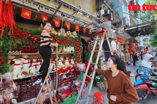 Hà Nội xác định 4 điểm nghẽn dẫn đến lấn chiếm lòng đường, vỉa hè