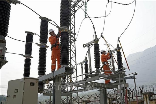 Điện lực miền Bắc đ&#243;ng điện gần 70 dự &#225;n 110kV