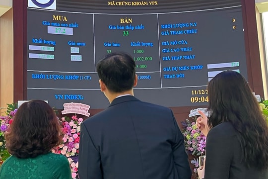 Sàn chứng khoán có thêm doanh nghiệp vốn hóa tỷ USD