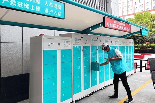 Xe máy điện đổi pin bùng nổ tại Trung Quốc