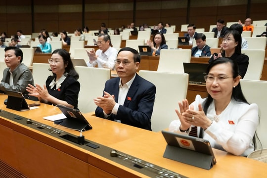 Chủ tịch Hà Nội được quyết định đầu tư dự án chiến lược từ 30.000 tỷ đồng