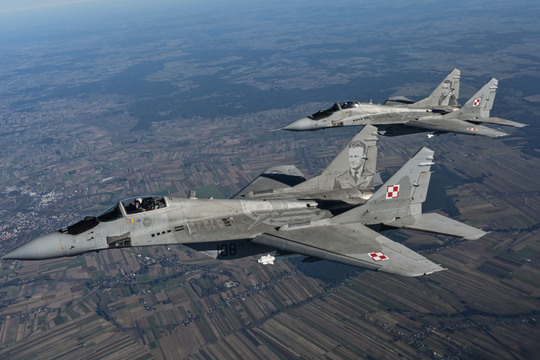 Ba Lan muốn đổi MiG-29 lấy công nghệ drone, tên lửa Ukraine