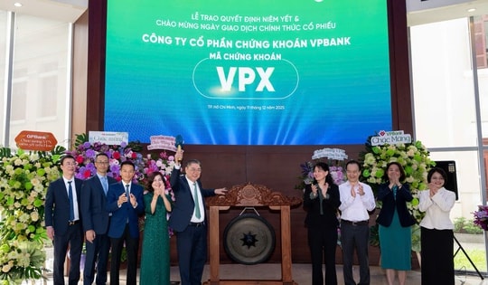 Lên sàn "chớp nhoáng", cổ phiếu VPBankS có gì đặc biệt?