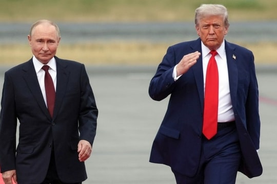 Mỹ toan tính thành lập nhóm quyền lực mới với Nga, bỏ qua G7