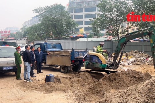 Phường Cầu Giấy mạnh tay xử lý các bãi vật liệu xây dựng tự phát gây ô nhiễm