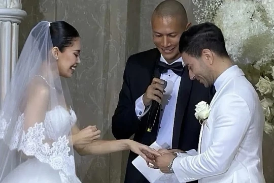 Vợ chồng Tiên Nguyễn trao lời thề nguyện